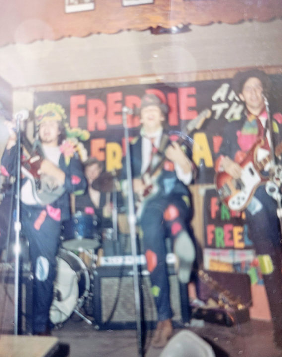 Freddie and the Freeloaders color photo